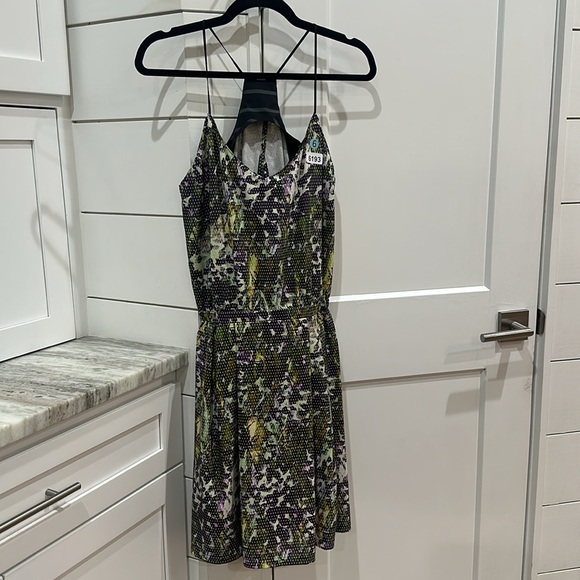 (6193) LULULEMON City Summer Dress - Sz 6 in Floral Sport White Multi - Picture 9 of 11